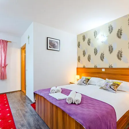 Villa Flying Stars Luxury Stone Family-friendly Trolokve